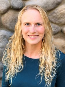 Amy Sonnanstine, Agent